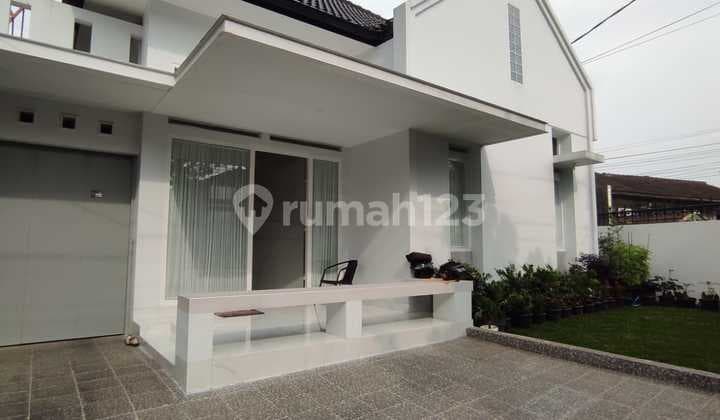 Rumah Luas Bawah Pasaran Dekat Jalan Tol Pasteur