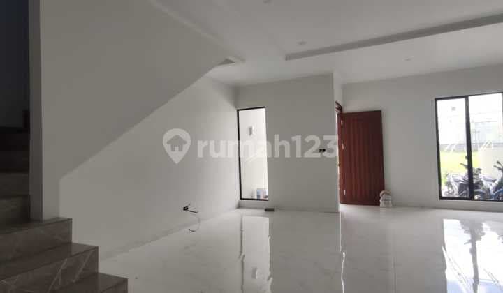 Rumah Baru 2 Lantai Di Cluster Batununggal Indah