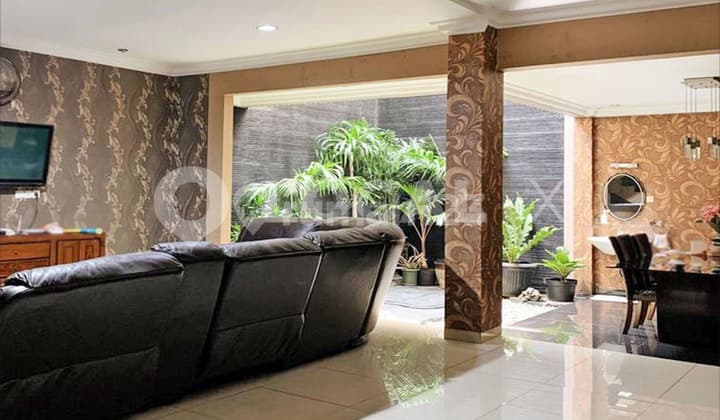 Rumah Janur Elok, Kelapa Gading, Jakarta Utara