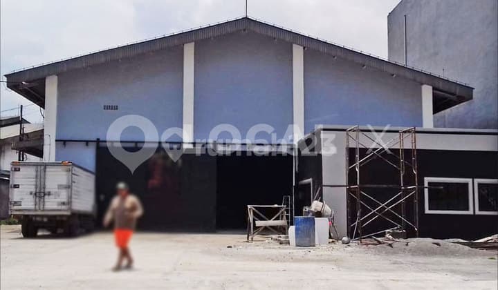Gudang Raya Bekasi Ujung Menteng, Jakarta Timur