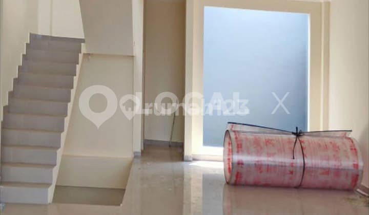 Ruko Raya Jatiwaringin Pondok Gede, Bekasi, Jawa Barat