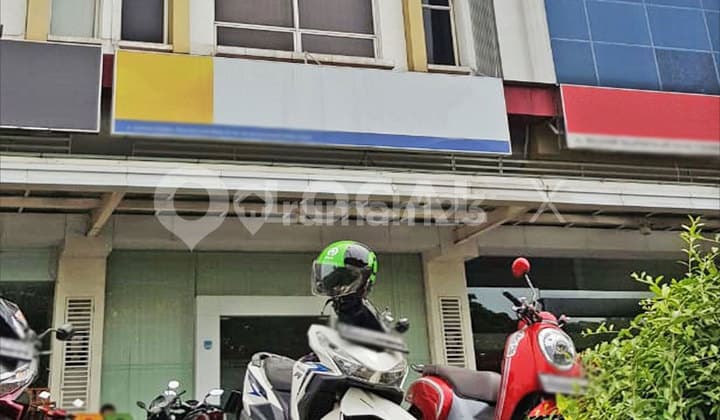 Ruko Emerald, Summarecon Bekasi, Bekasi, Jawa Barat