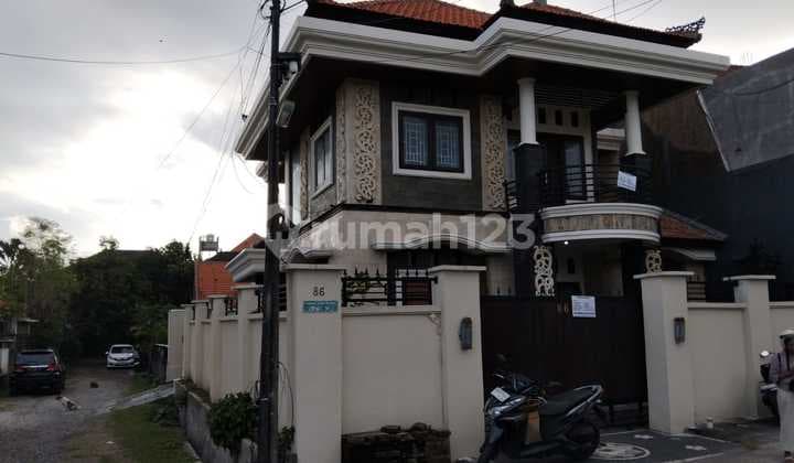 Rumah Modern Minimalis Di Renon Denpasar Selatan