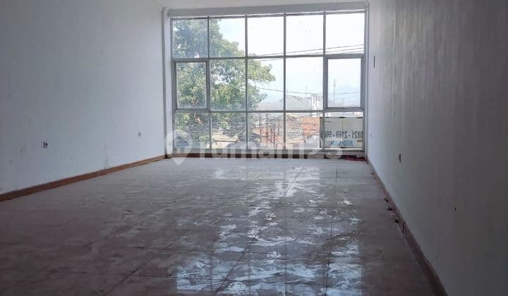 Ruko Ramai Usaha, Strategis Sekali, di Mainroad Ciwastra