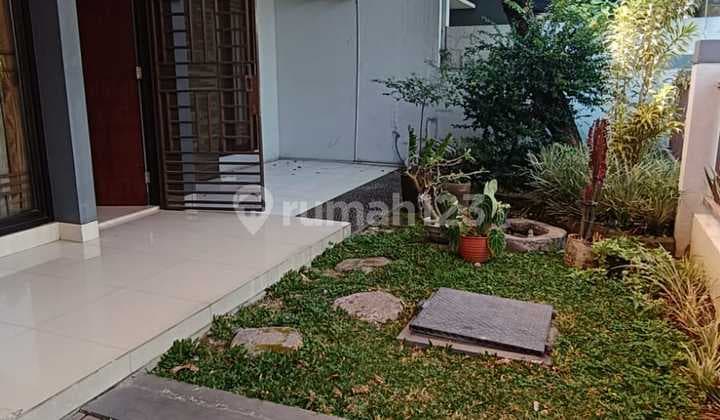 Rumah Semi Furnished Siap Huni Cakep di Batununggal