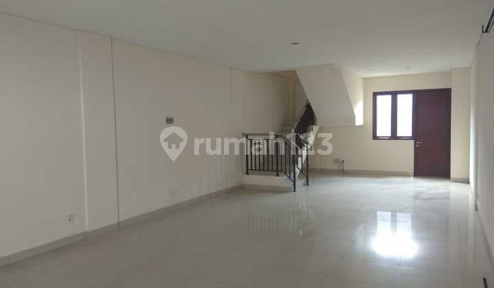 Harga Promo! Ruko Cocok Usaha ,3 Lantai, Bagus, Lokasi Strategis Di Buah Batu Square