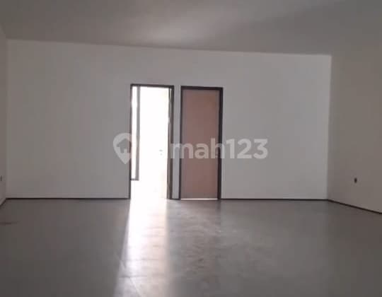 Ruang Usaha Lokasi Sangat Prime dan Strategis Pusat Keramaian Dekat Sekolah Bpk Pasir Kaliki Mainroad