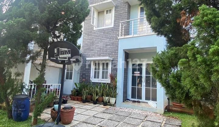 Dijual Rumah siap Huni Hook 2 Lantai di Raffles Hills Cibubur