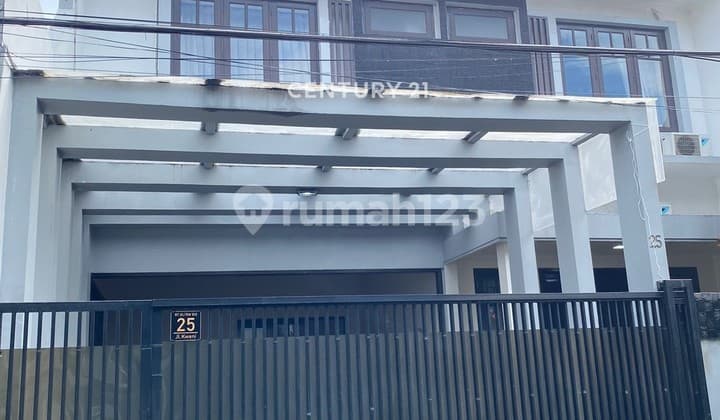 New Strategic House for Sale in Radio Dalam