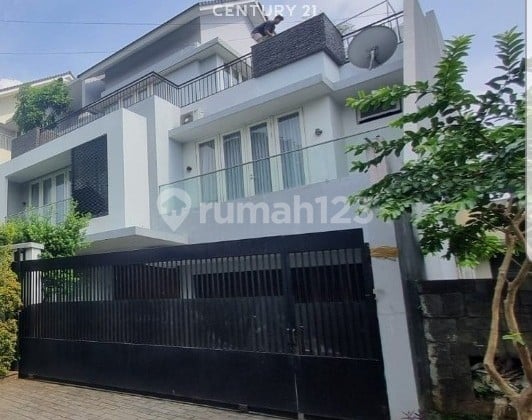 For Rent 3-Story Furnished House in Pondok Indah