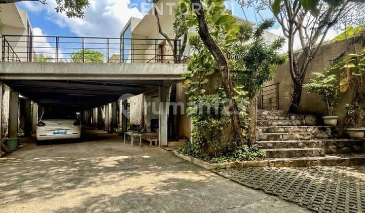 Dijual Townhouse Eksklusif 8 Rumah di Kemang di Bawah NJOP