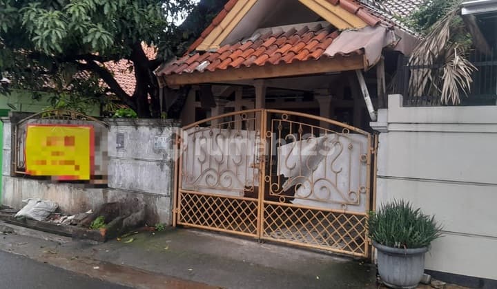 Quick Sale Negotiable Until Deal Residential House in Tanjung Barat, South Jakarta
