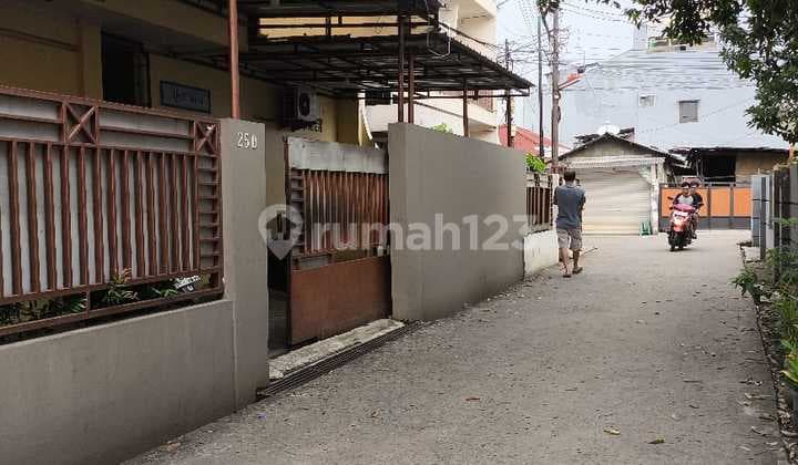 For Sale 2 Units of Boarding Houses 90% Occupancy Near Jati Padang Raya, Pasar Minggu, South Jakarta