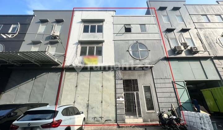 For Immediate Rent: 3-Storey Warehouse with Elevator in Sentra Industri Terpadu 3 Elang Laut