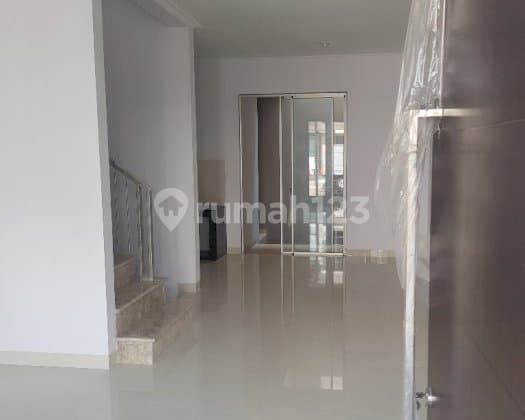 jarang ada rumah golf island pik disewakan 3kamar tidur termurah