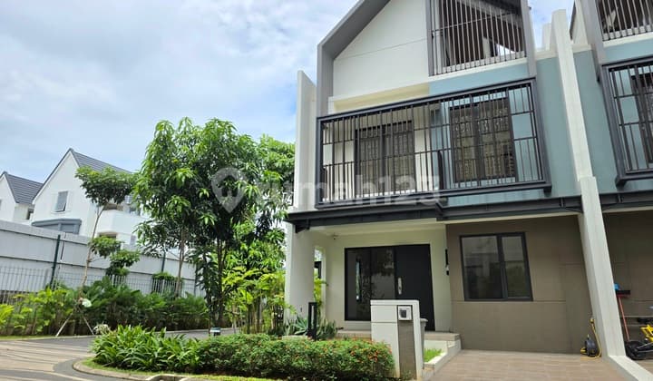 Rumah Leonora Symphonia Attic Gading Serpong Hook / Hoek