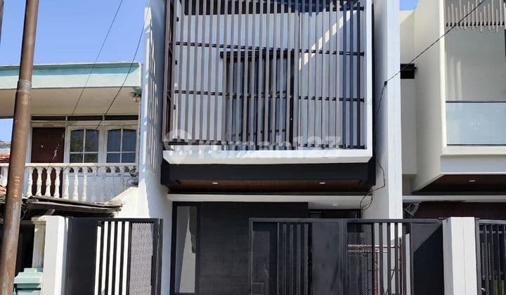 Rumah Baru Baruk,Dekat Raya Merr,Rungkut,Nirwana Eksekutive,Tenggilis