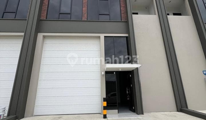 Di Sewa Gudang Bizpark Pik 2 Ads Office Ny.