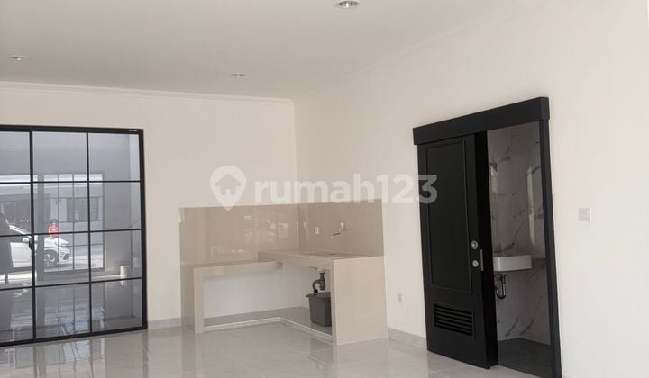 Disewa Rumah Pasir Putih Pik 2