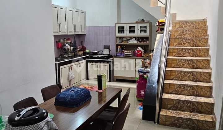 Jual Cepat! Rumah 2 Lantai Siap Huni Bcs 7X15 - 4Kt 4Km, Harga 2.2M!