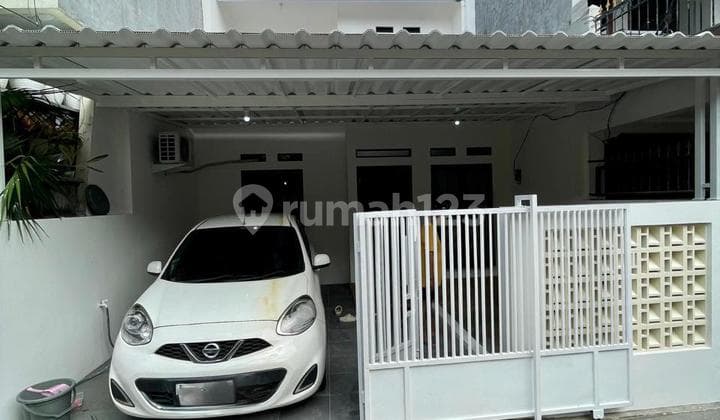 Dijual Cepat Rumah Baru Renov 2 Lantai di Taman Malaka Duren Sawit - Harga Terbaik!