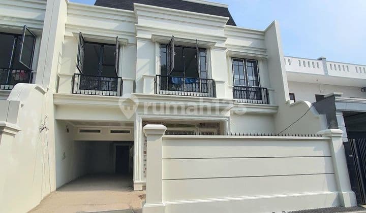 Dijual 2 Rumah Cantik One Gate System Cempaka Putih Tengah