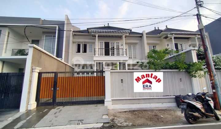 Rumah Cantik Baru SHM Cempaka Putih Tengah 2 Lantai, 4+1 KT, Semi Furnished, 7.6M Nego