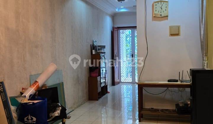 Jual Cepat! Rumah Siap Huni 2 Lantai di Janur Hijau, 6x20 – Harga Nego