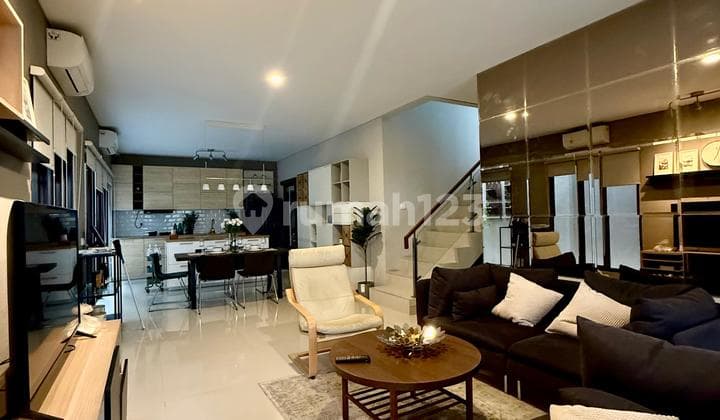 Jual Rumah Mewah Premier Estate 2 – Full Furnished IKEA, Lokasi Strategis Dekat Tol & Mall