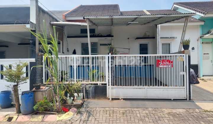 Rumah Ni Sangat Bagus Buat Di ******** ******** Ni Dlm Komplek/perumahan.kondisi Rumah Saat Ini Udah Kosong