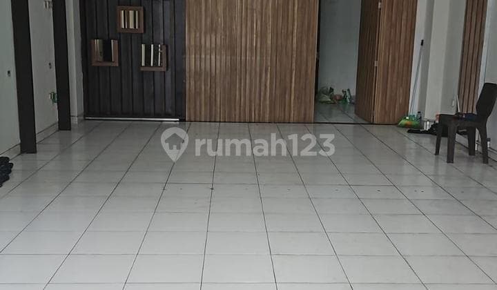 Quick Sale Cibubur Shop House 3.5 Floors Strategic