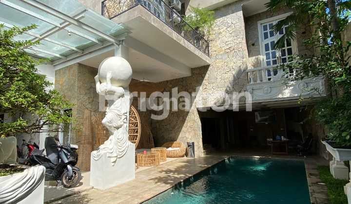 For Sale 4 Bedroom Villa - Jimbaran