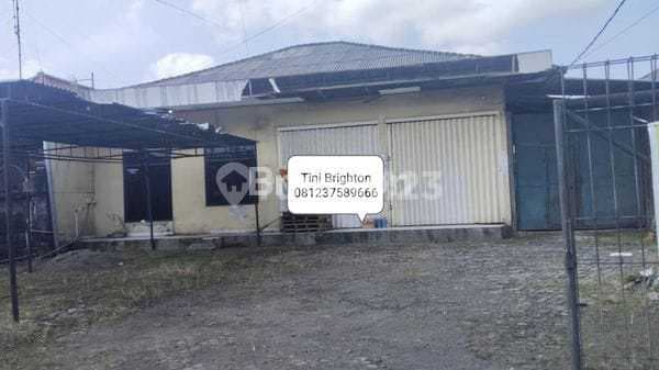 Strategic Building Suitable for Warehouse or Showroom Location in East Gatsu, Denpasar