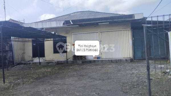 Strategic Building Suitable for Warehouse or Showroom Location in East Gatsu, Denpasar