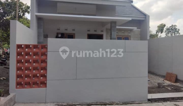 Rumah Baru Dijual Donoharjo Ngaglik Dekat Hotel Hyatt Nyaman Tenang Akses Mudah