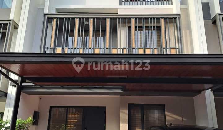 Rumah 3 LT Furnished Siap Huni di Strozzi Gading Serpong
