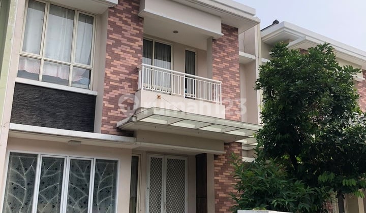 Rumah 2 LT Semi Furnished Siap Huni di Faraday Gs