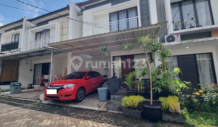 Rumah 2 lt Siap huni Semi furnished di The Oasis Bintaro