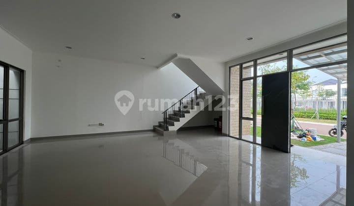 Murah Banget Rumah 10x15 Cluster Elit Pik 2 Siap Huni