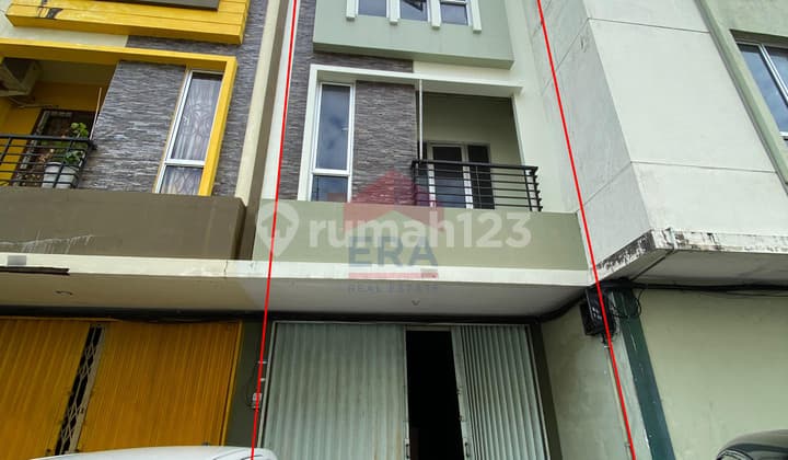 Commercial Business Area Shophouse Suitable for Business and Office in Perdana