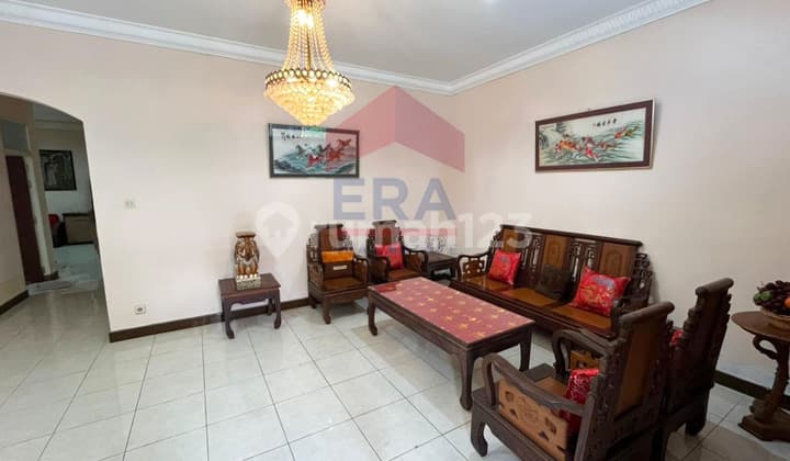 Rumah Kawasan Kota Semi-Furnished Siap Huni di Purnama