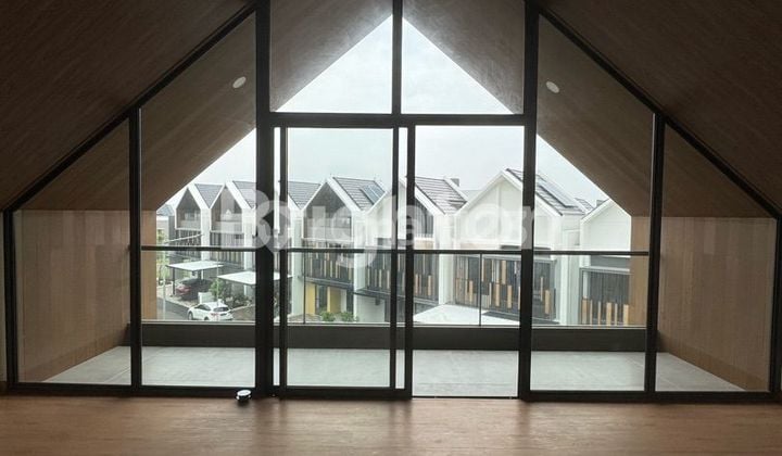 Ready-to-Occupy New House STROZZI Gading Serpong