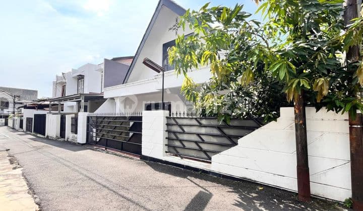 HANYA 15 JUTA- AN PERMETER! RUMAH DI TEBET