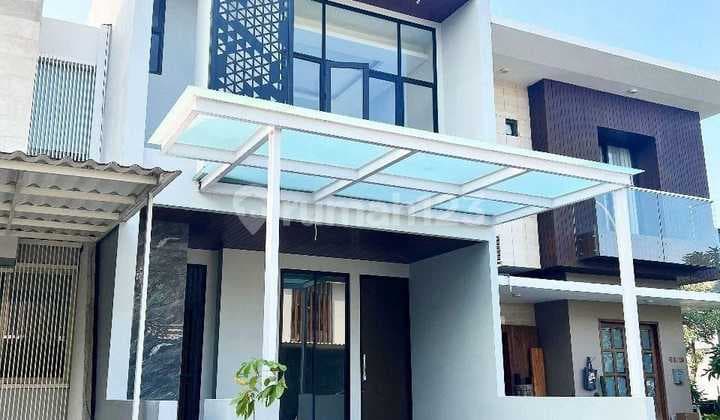 For Sale West Surabaya House in Dian Istana Mocca Vrbana