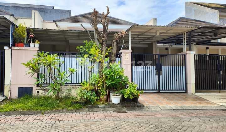 For Sale West Surabaya House at Alam Galaxy