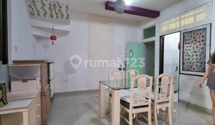 Disewakan Rumah Furnished Di Taman Palem