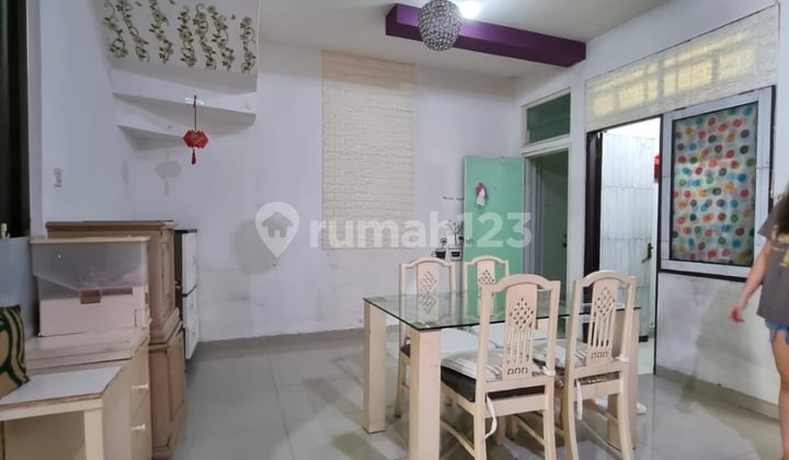 Disewakan Rumah Furnished Di Taman Palem