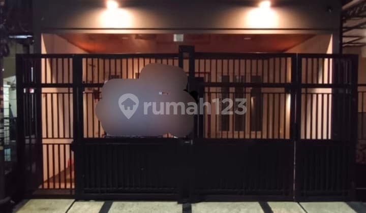 Dijual Rumah Bagus Minimalis di Taman Surya 5