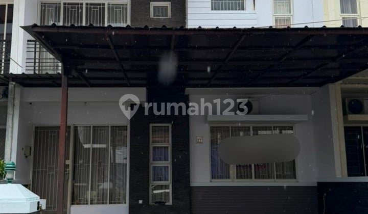 Furnished House for Rent in Puri Mansion Kembangan