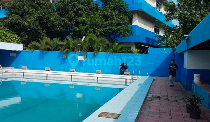 Dijual Sekolah Katolik Hanya 1 Km Dr Jalan Raya Di Cengkareng